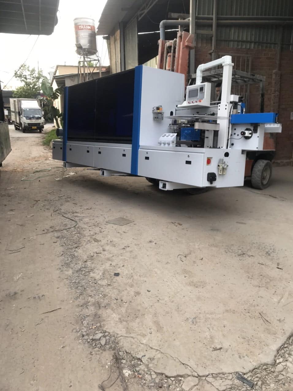 Máy dán cạnh tự động