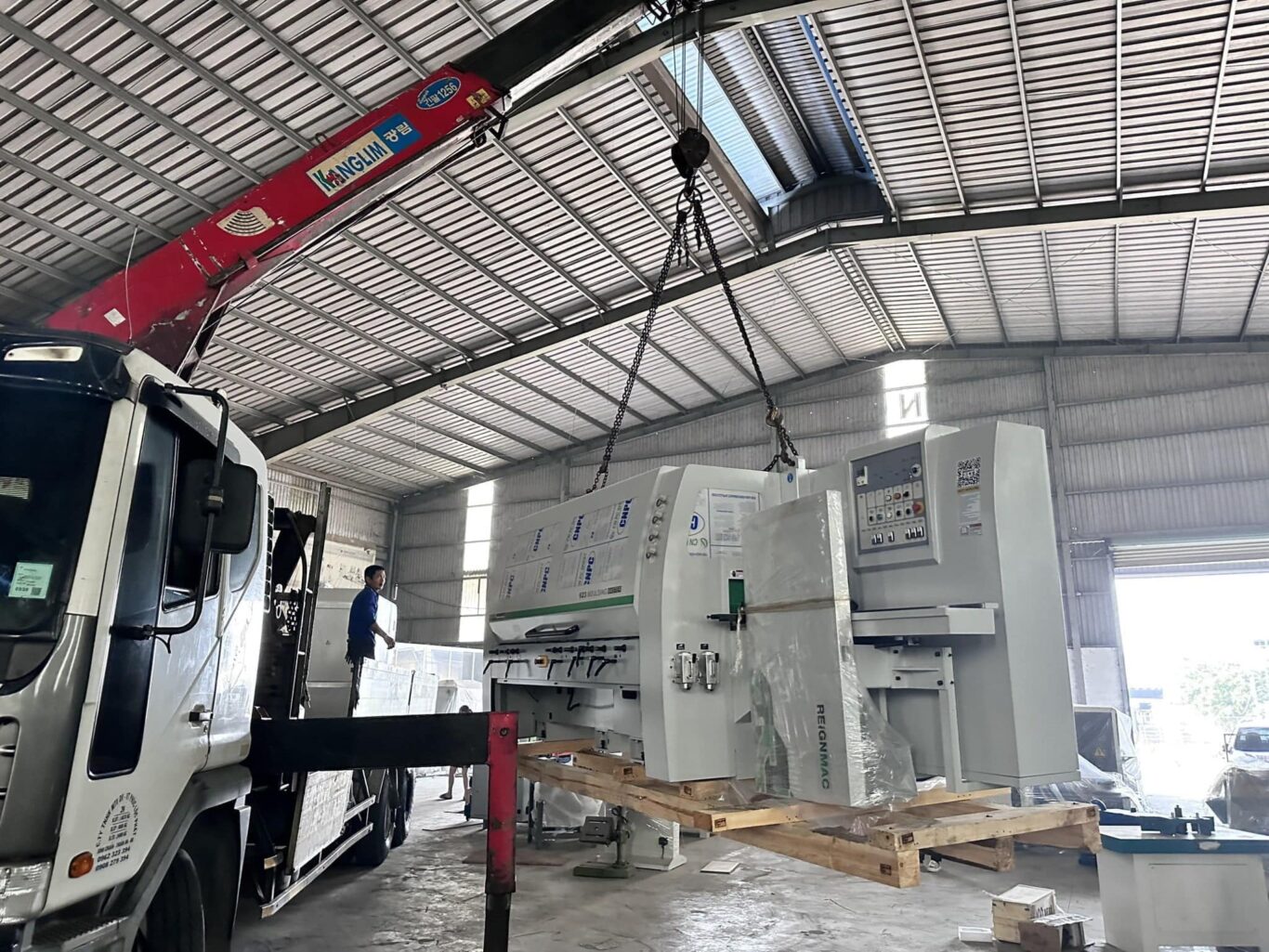 cong hang moi ve toi hom qua sang som giao may 3