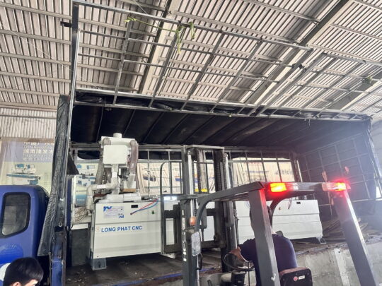 cuoi tuan long phat cnc ban giao khach hang may khoan ngang cnc may khoan p 3