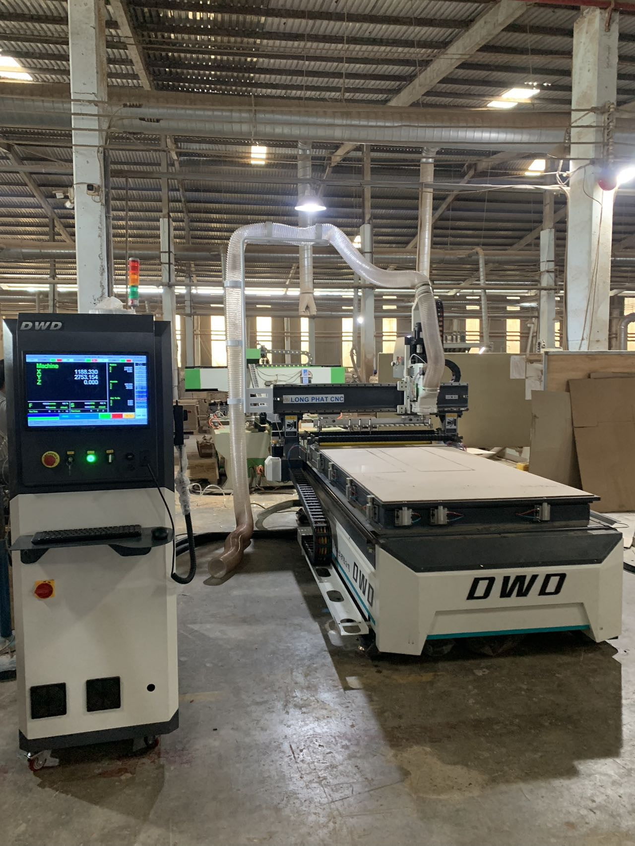 Máy CNC 1 đầu thay dao