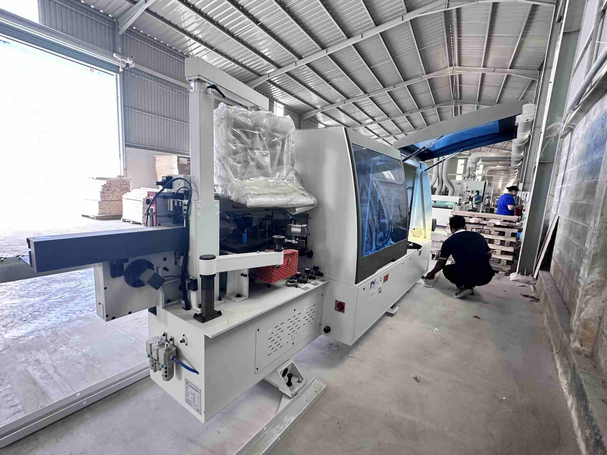 Máy dán cạnh 6 chức năng