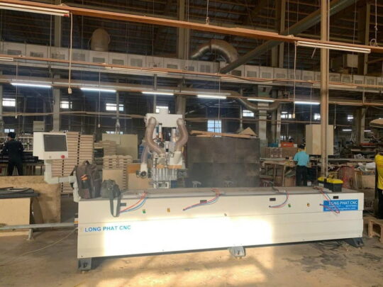 may khoan phay hai phuong 1