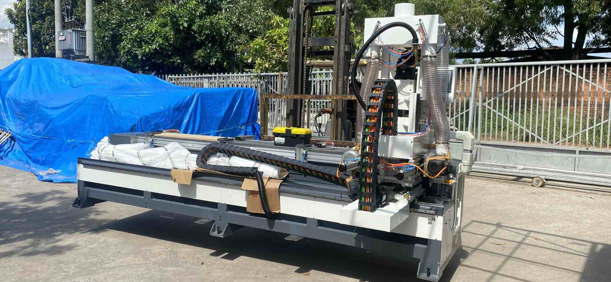 máy CNC gỗ