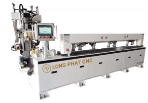 may khoan phay 2 phuong thay dao tu dong