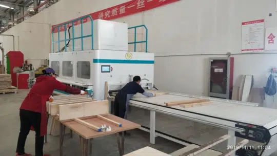 Máy ghép gỗ cao tần