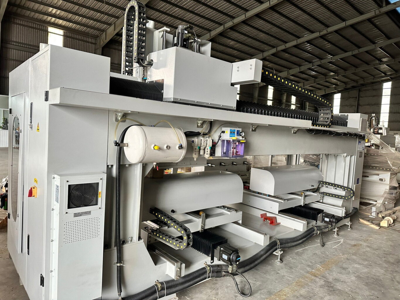 Ứng Dụng Của Máy CNC Trung Tâm CNC